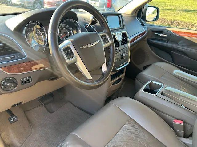2011 Chrysler Town & Country Touring-L