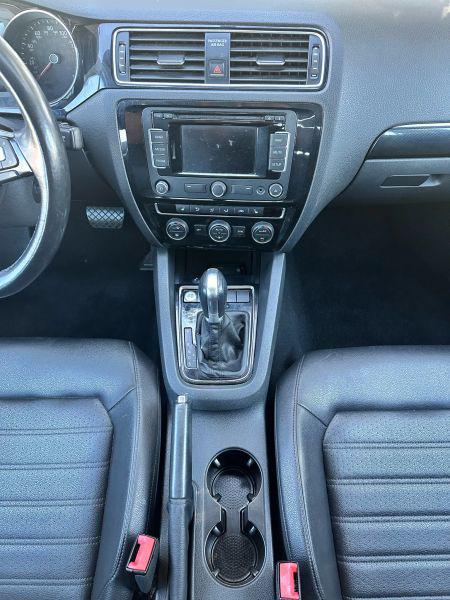 2015 Volkswagen Jetta 1.8T SEL