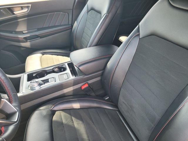 2023 Ford Edge ST-Line