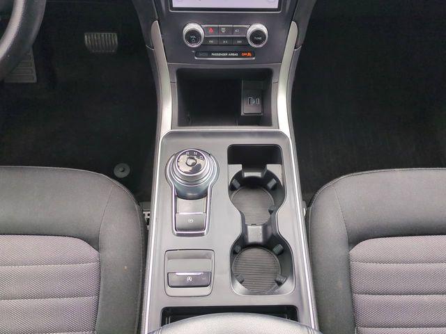 2022 Ford Edge SE