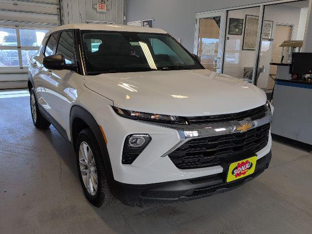 2025 Chevrolet TrailBlazer AWD LS