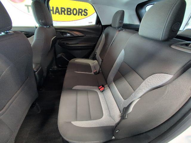 2025 Chevrolet TrailBlazer AWD LS