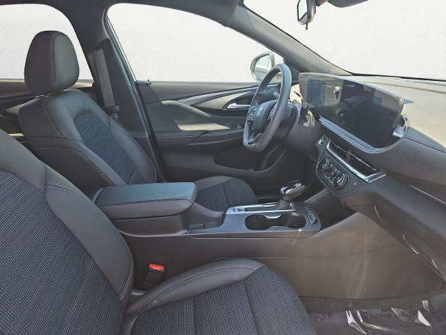 2024 Buick NV Preferred FWD