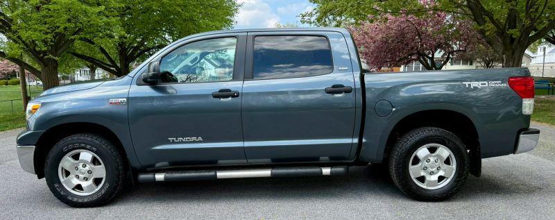2010 Toyota Tundra Grade 5.7L V8