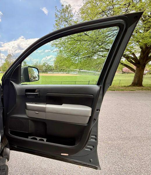 2010 Toyota Tundra Grade 5.7L V8