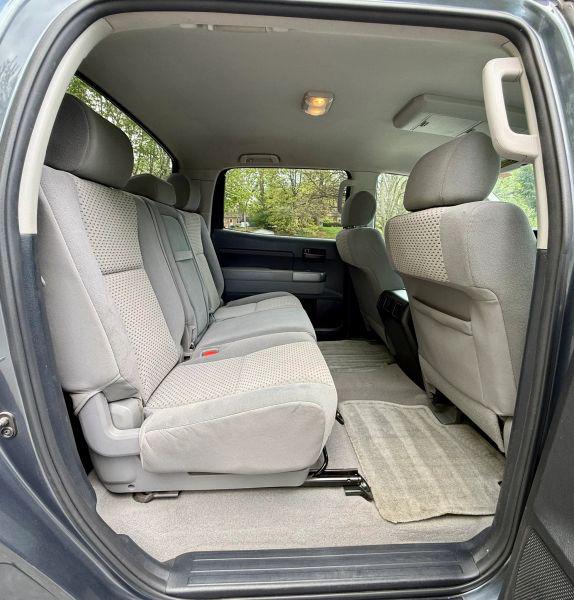 2010 Toyota Tundra Grade 5.7L V8