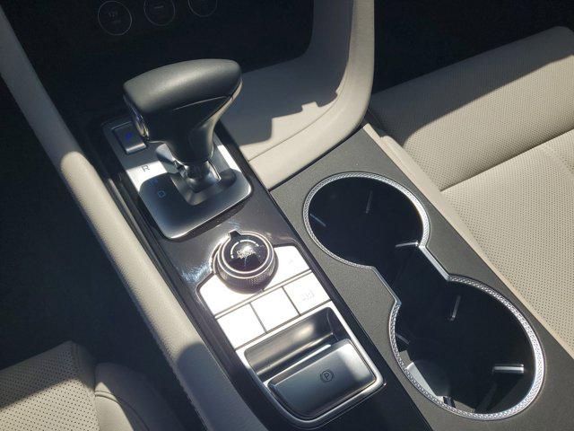 2025 Genesis G70 2.5T RWD