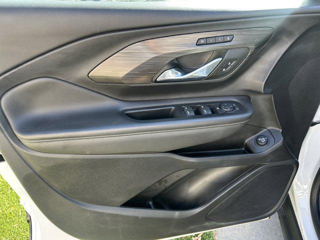 2023 GMC Terrain AWD SLT