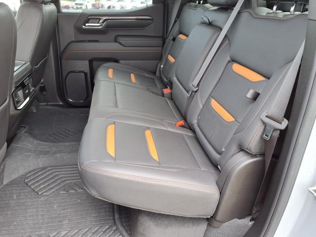 2024 GMC Sierra 1500 4WD Crew Cab Short Box AT4