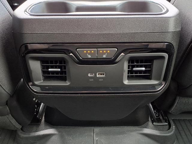 2024 GMC Sierra 1500 4WD Crew Cab Short Box AT4