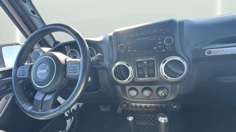 2013 Jeep Wrangler Unlimited Sahara