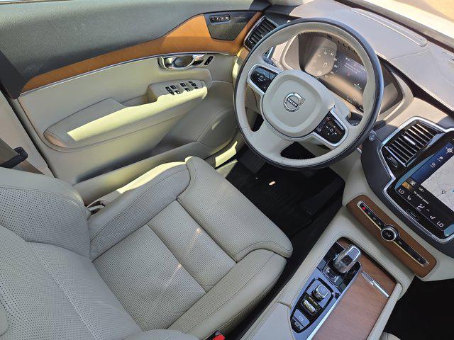 2019 Volvo XC90 Hybrid T8 Inscription