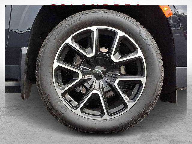 2024 Chevrolet Suburban 4WD RST