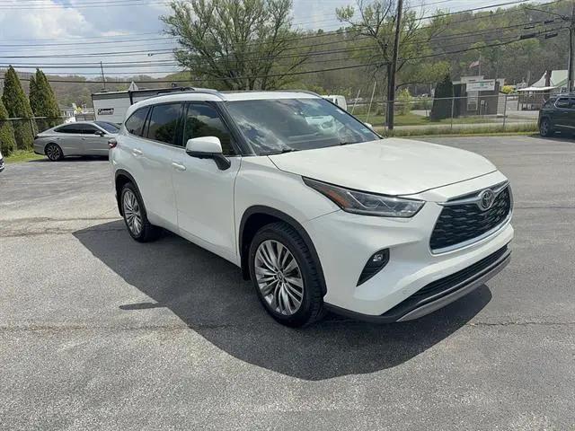 2023 Toyota Highlander Platinum for sale in Princeton, WV