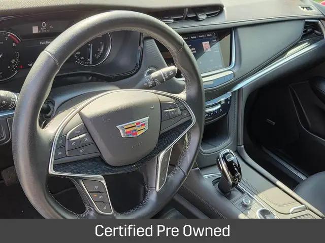 2022 Cadillac XT5 AWD Premium Luxury