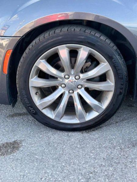 2016 Chrysler 300 300C