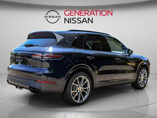 2023 Porsche Cayenne Platinum Edition