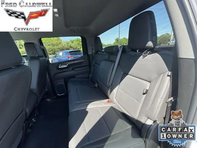 2025 GMC Sierra 1500 2WD Crew Cab Short Box SLT