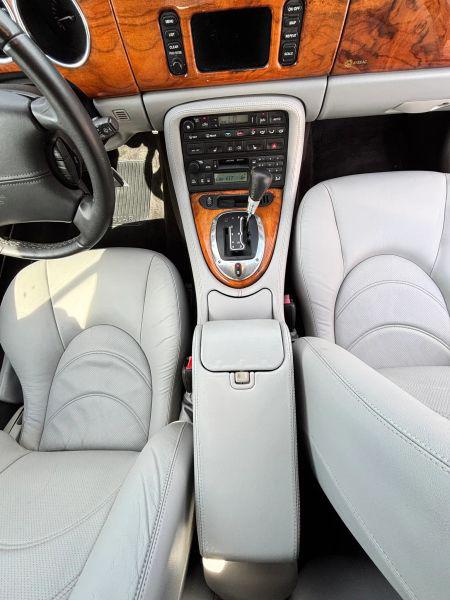 2004 Jaguar XK XKR