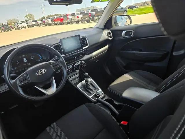 2025 Hyundai Venue SEL