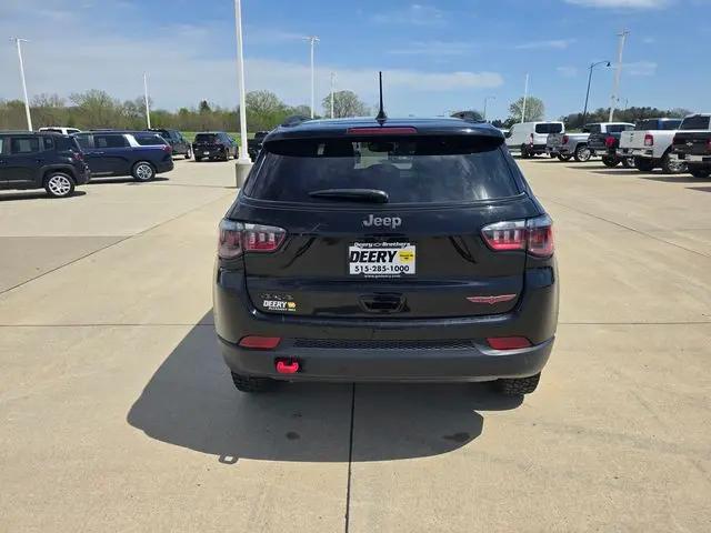 2025 Jeep Compass Trailhawk 4x4