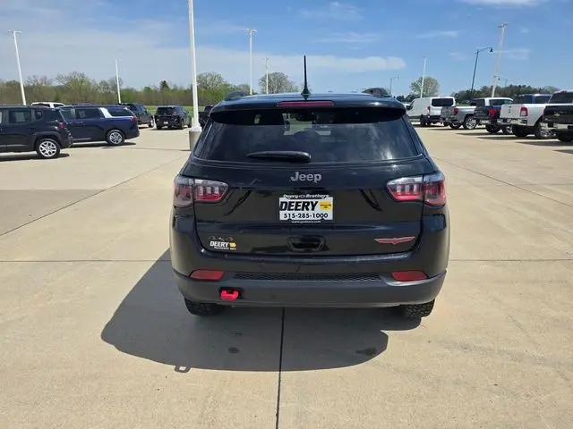 2025 Jeep Compass Trailhawk 4x4