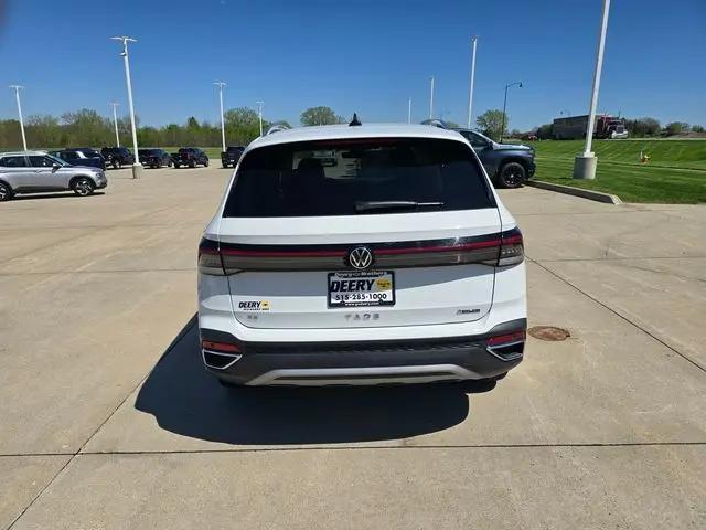 2025 Volkswagen Taos 1.5T SE