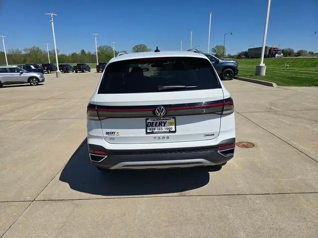 2025 Volkswagen Taos 1.5T SE