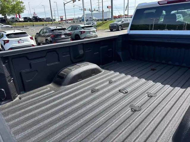 2026 Chevrolet Silverado 2500HD Crew Cab, Long Bed, Custom, 4WD