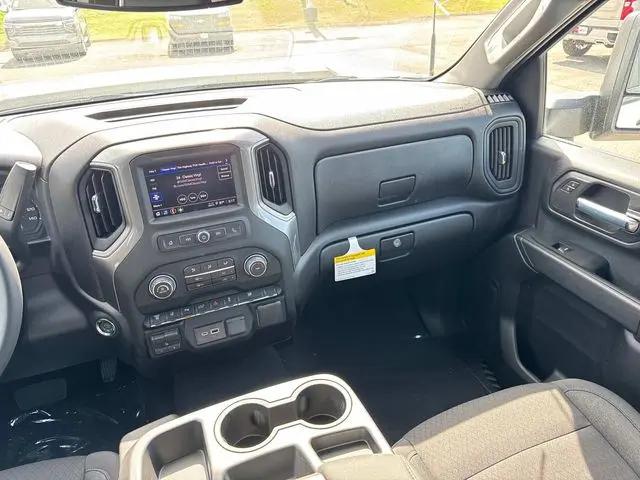 2026 Chevrolet Silverado 2500HD Crew Cab, Long Bed, Custom, 4WD