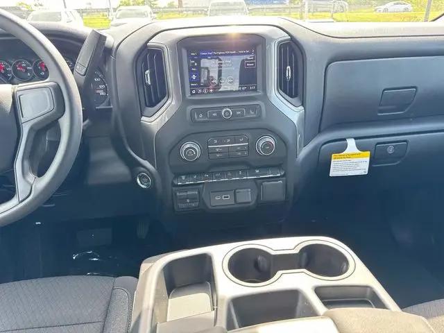2026 Chevrolet Silverado 2500HD Crew Cab, Long Bed, Custom, 4WD