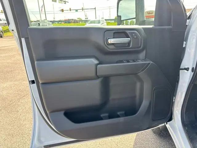 2026 Chevrolet Silverado 2500HD Crew Cab, Long Bed, Custom, 4WD