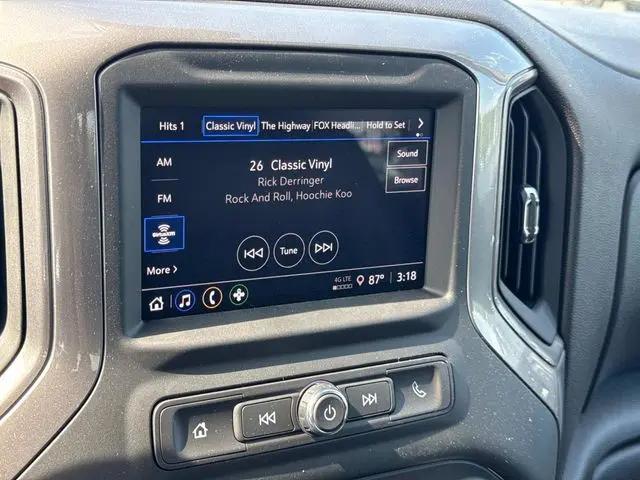 2026 Chevrolet Silverado 2500HD Crew Cab, Long Bed, Custom, 4WD