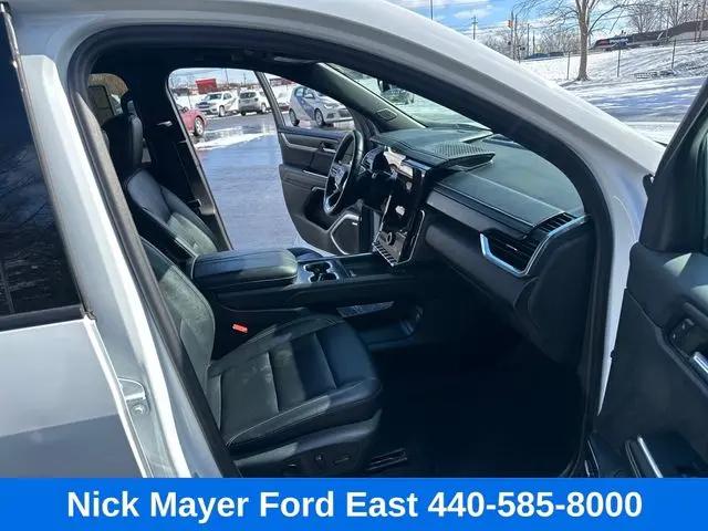 2024 GMC Acadia FWD Elevation