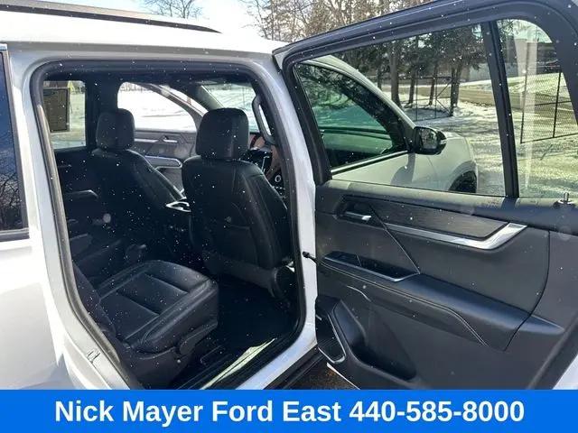 2024 GMC Acadia FWD Elevation