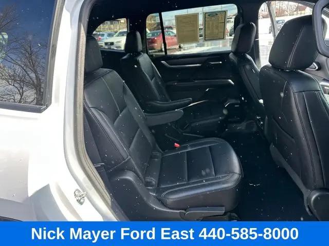 2024 GMC Acadia FWD Elevation
