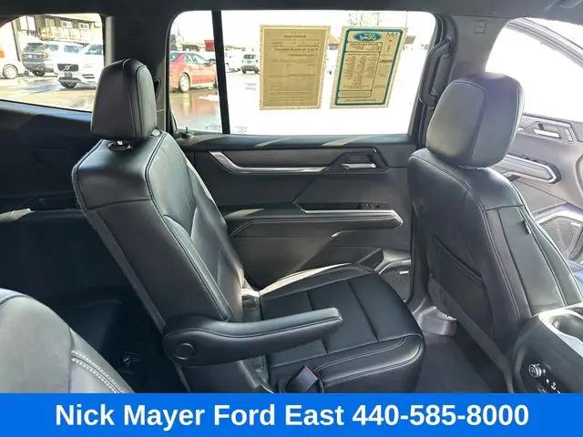 2024 GMC Acadia FWD Elevation