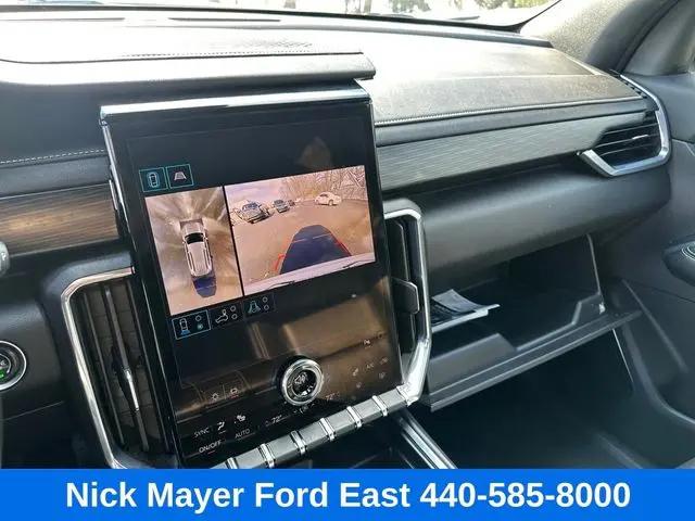 2024 GMC Acadia FWD Elevation