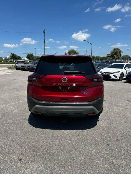 2021 Nissan Rogue SV FWD