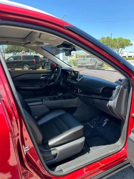 2021 Nissan Rogue SV FWD