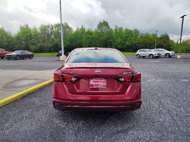2025 Nissan Altima SV FWD