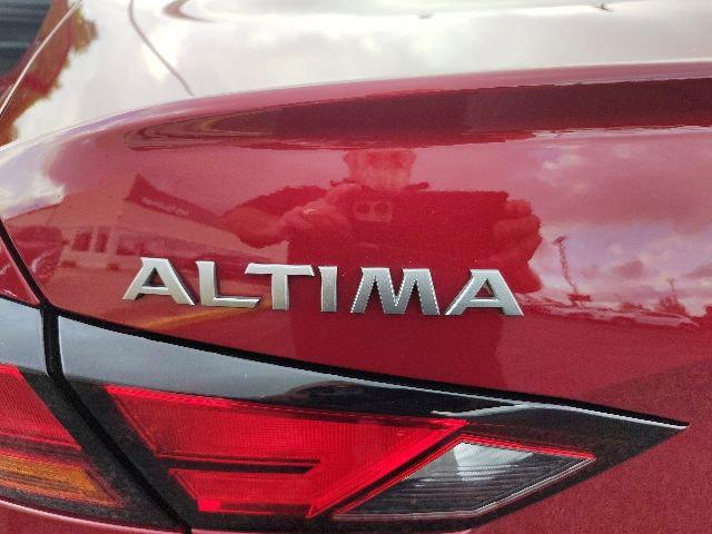 2025 Nissan Altima SV FWD