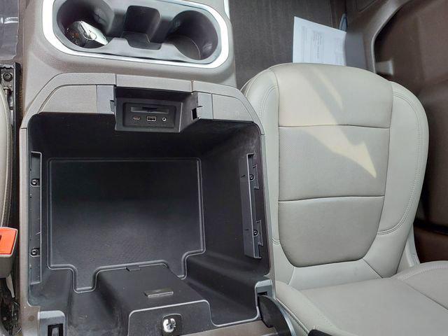 2021 GMC Sierra 1500 4WD Crew Cab Short Box SLT