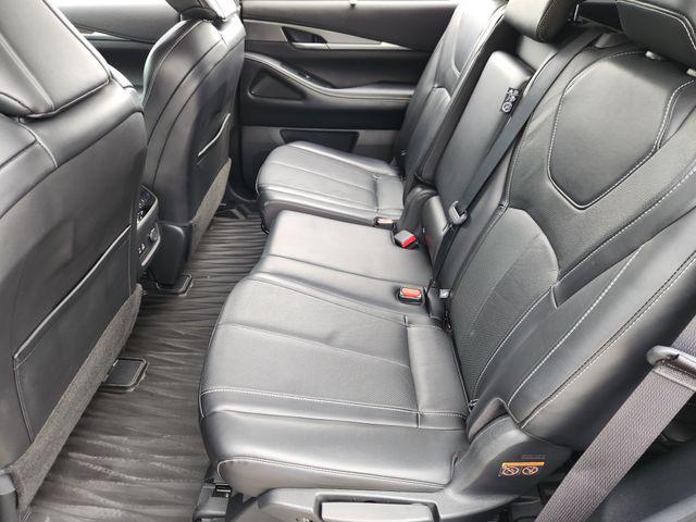 2023 INFINITI QX60 LUXE AWD