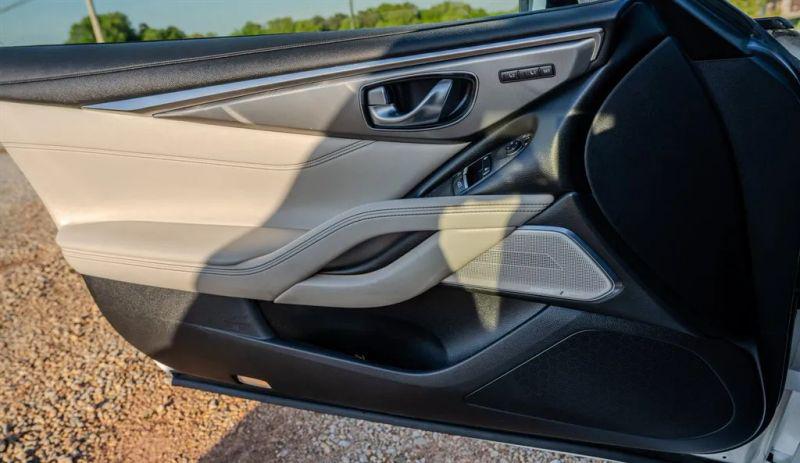 2017 INFINITI Q60 3.0t Premium