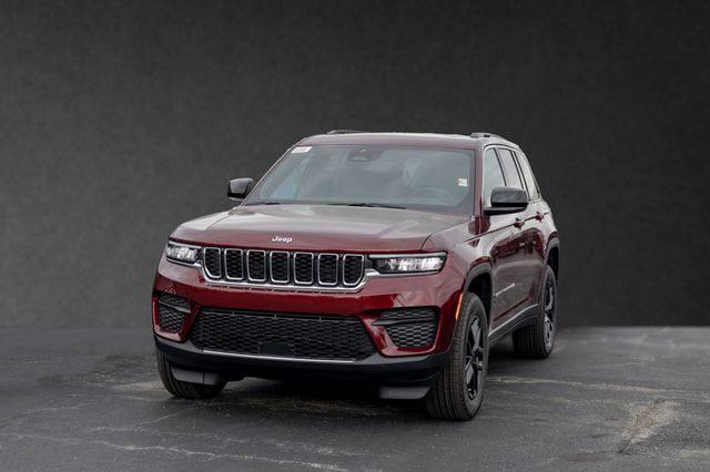 2026 Jeep Grand Cherokee Altitude 4x4 for sale in Joplin, MO