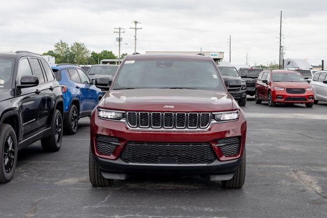 2026 Jeep Grand Cherokee Altitude 4x4