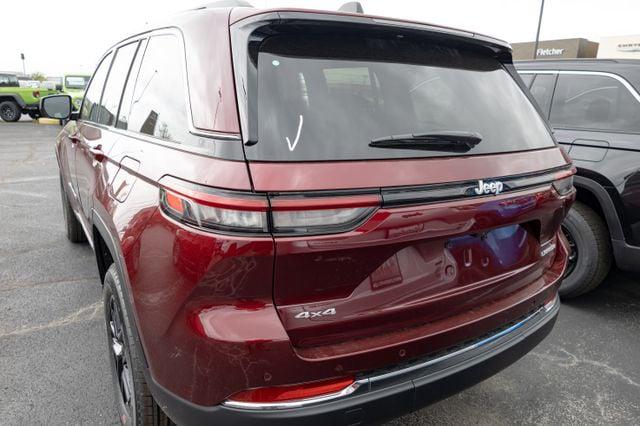 2026 Jeep Grand Cherokee Altitude 4x4