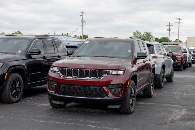 2026 Jeep Grand Cherokee Altitude 4x4