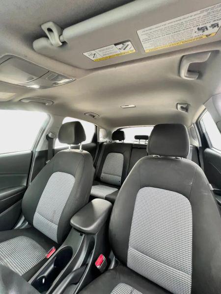 2023 Hyundai Kona SE